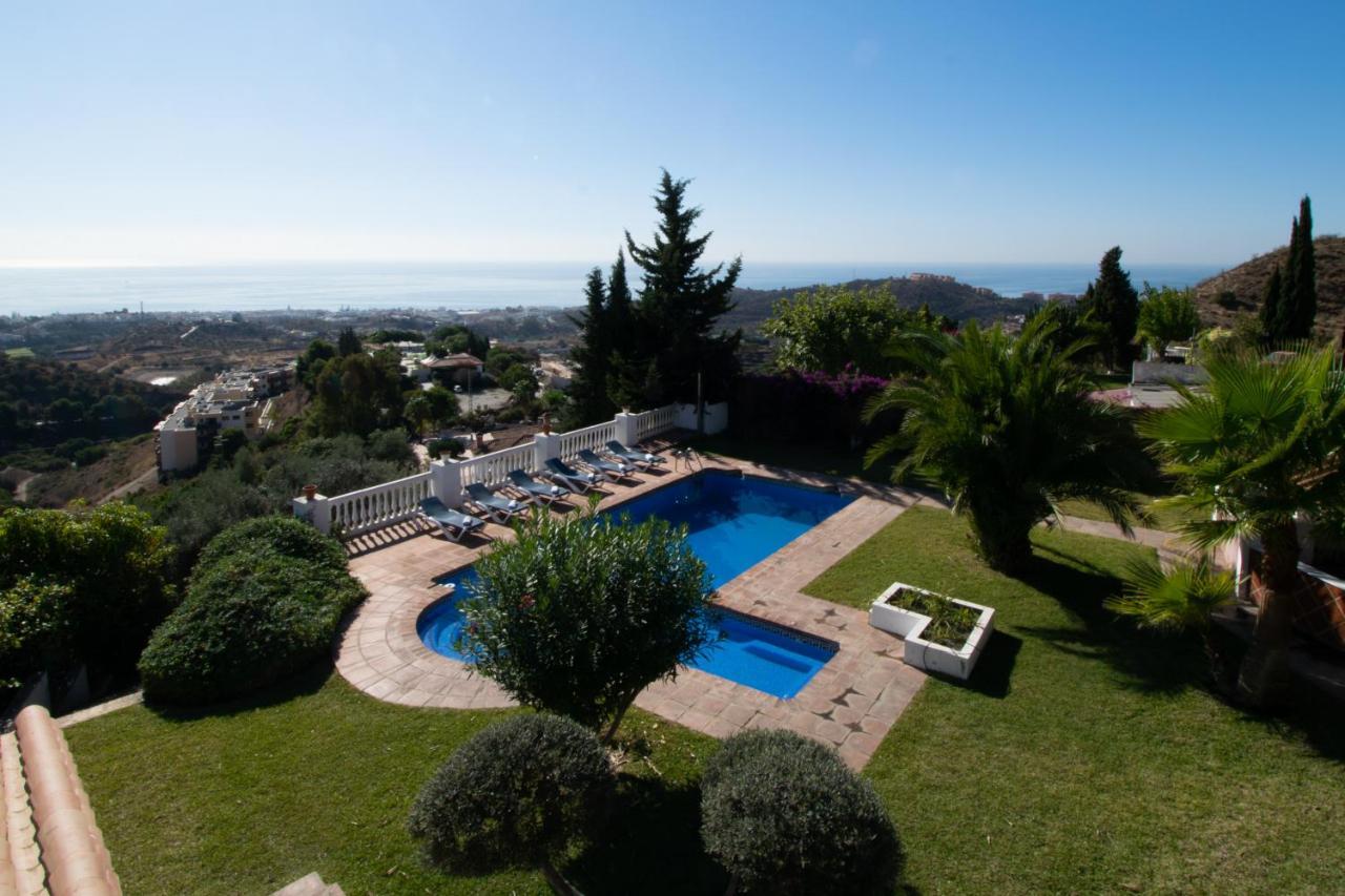 Gran Villa Con Vistas Al Mar Y Piscina Privada Malaga Luaran gambar