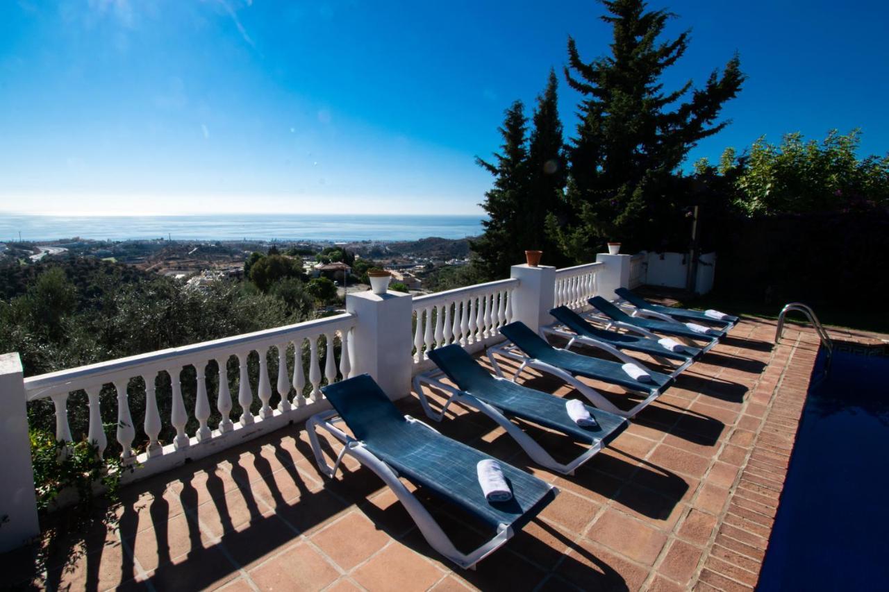 Gran Villa Con Vistas Al Mar Y Piscina Privada Malaga Luaran gambar