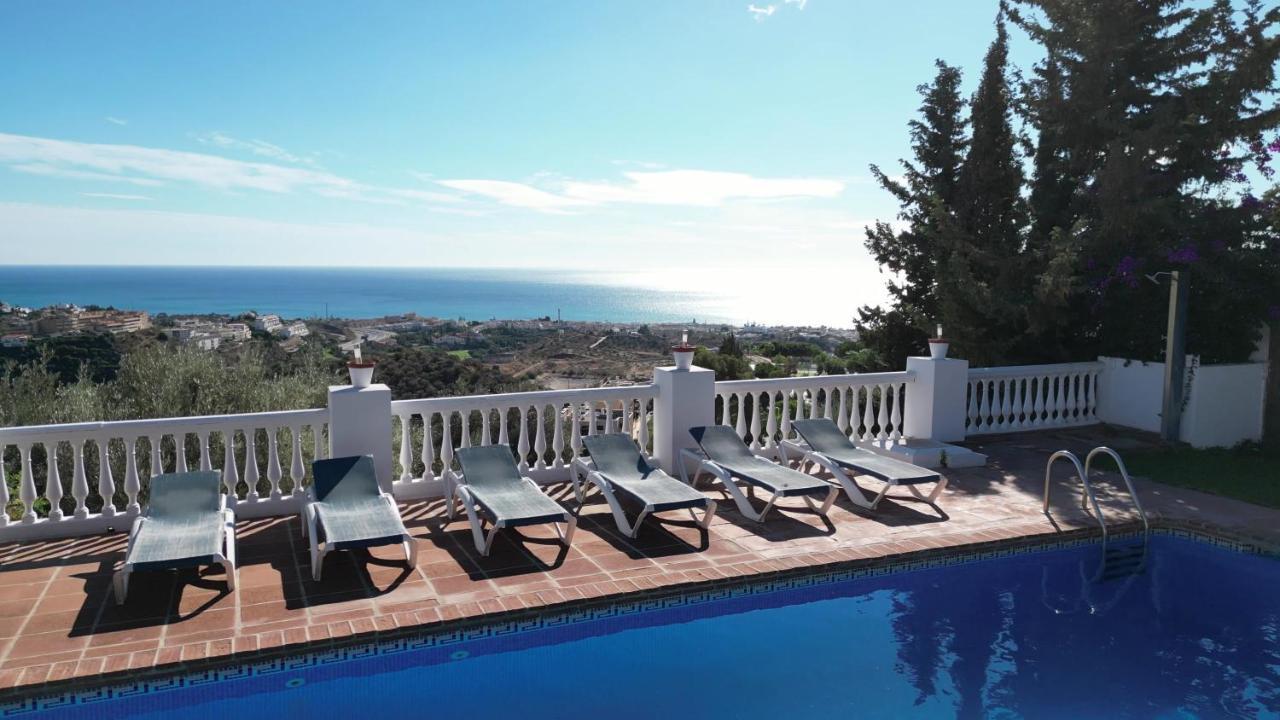 Gran Villa Con Vistas Al Mar Y Piscina Privada Malaga Luaran gambar