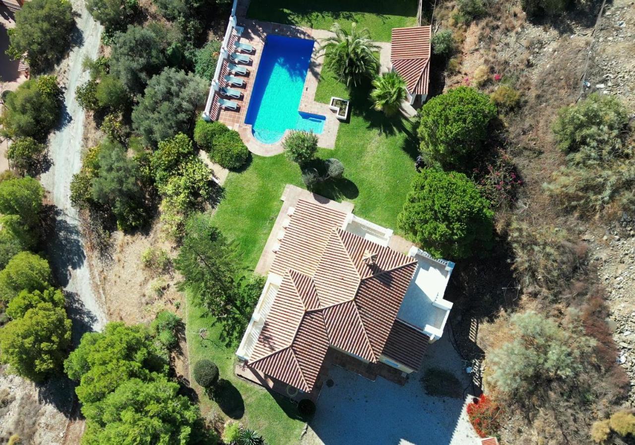 Gran Villa Con Vistas Al Mar Y Piscina Privada Malaga Luaran gambar