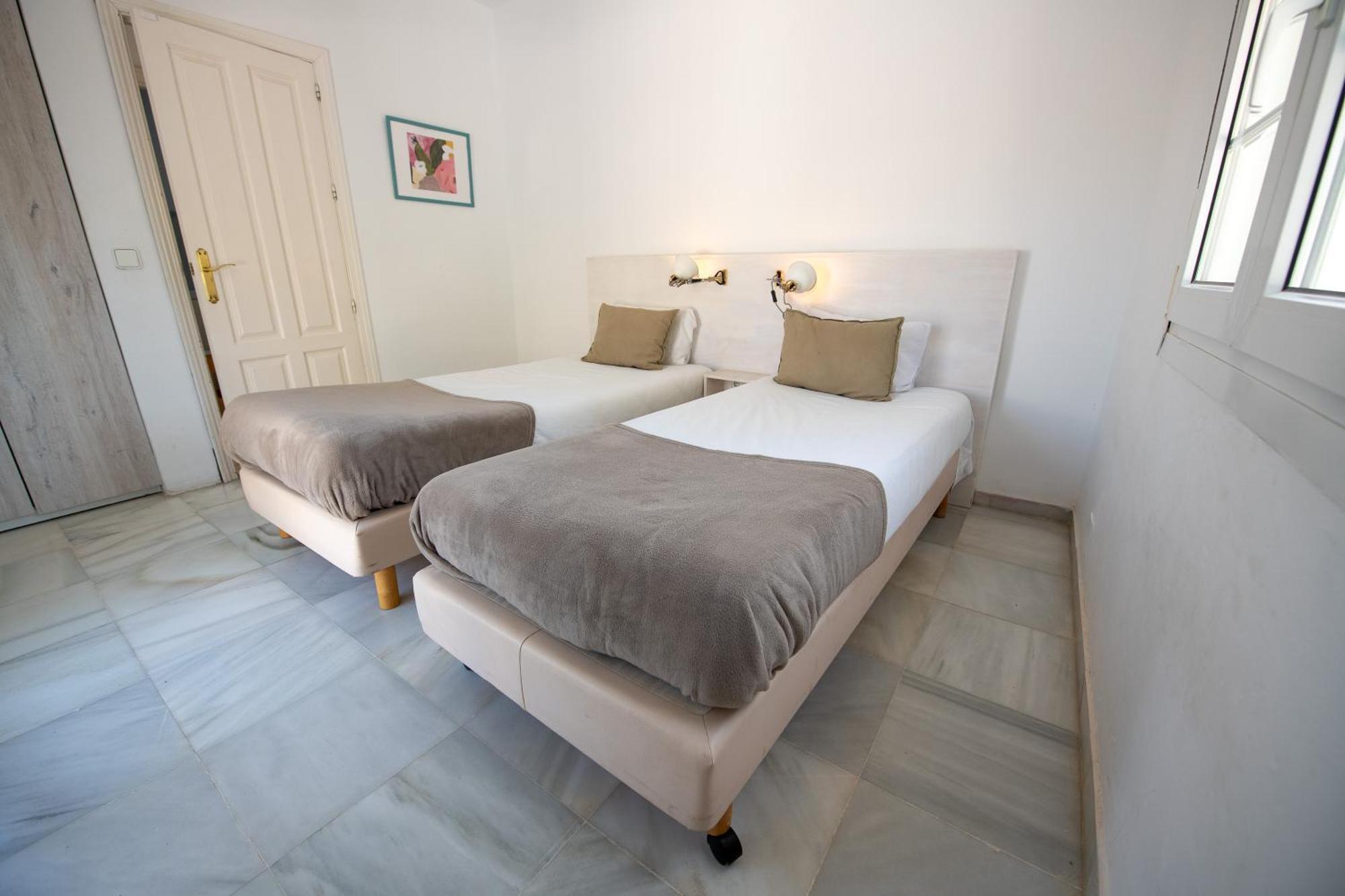 Gran Villa Con Vistas Al Mar Y Piscina Privada Malaga Luaran gambar