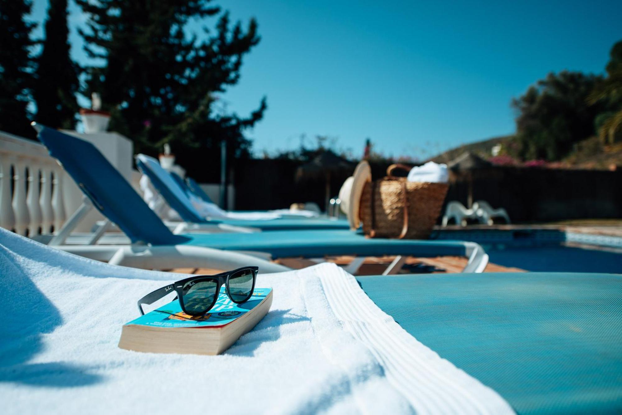 Gran Villa Con Vistas Al Mar Y Piscina Privada Malaga Luaran gambar